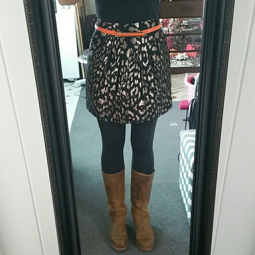 Banana Republic Black & Gold animal print skirt 4